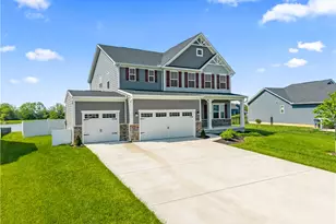 2806 Newcastle Dr, Troy, OH 45373 - Photo 4