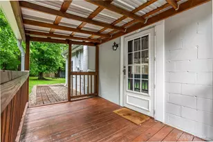 384 Howard St, Wilmington, OH 45177 - Photo 2
