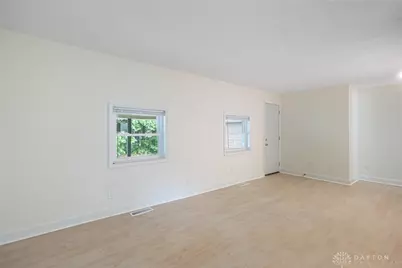 4400-4402 Pinebrook Court #4402, Sugarcreek Twp, OH 45458 - Photo 2