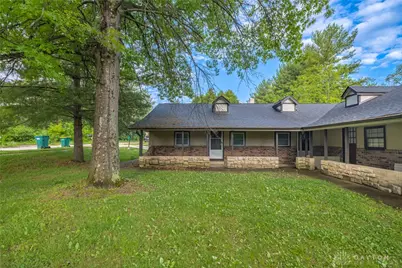 4400-4402 Pinebrook Court #4402, Sugarcreek Twp, OH 45458 - Photo 1