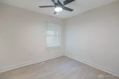 4400-4402 Pinebrook Court #4402, Sugarcreek Twp, OH 45458 - Photo 12