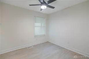 4400-4402 Pine Brook Ct, Sugarcreek Twp, OH 45458 - Photo 12