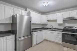4400-4402 Pine Brook Ct, Sugarcreek Twp, OH 45458 - Photo 6