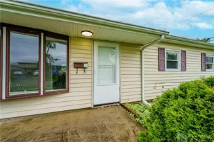 4044 Whitestone Ct, Trotwood, OH 45416 - Photo 4