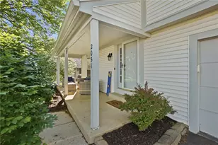 2051 Foxknoll Dr, Centerville, OH 45458 - Photo 2