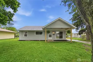1923 Portage Path, Springfield, OH 45506 - Photo 2