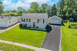 963 Weinland Dr, Park Layne, OH 45344 - Photo 2