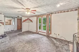 250 Sunnybrook Trail, Enon Vlg, OH 45323 - Photo 6