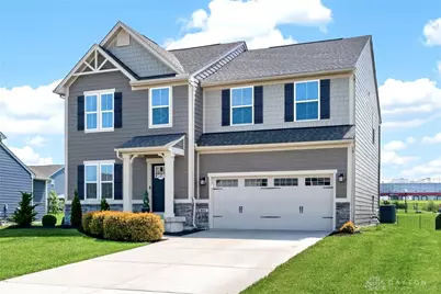 924 Cedar Grove Drive, Tipp City, OH 45371 - Photo 1