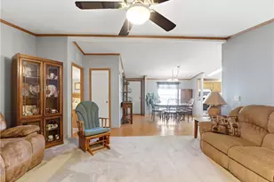 137 S Point Dr, Fairborn, OH 45324 - Photo 20