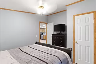 137 S Point Dr, Fairborn, OH 45324 - Photo 14