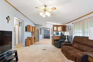 137 S Point Dr, Fairborn, OH 45324 - Photo 12