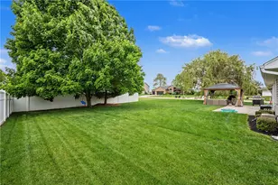 1110 Parkview Dr, Troy, OH 45373 - Photo 40