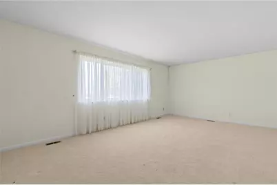 330 Winding Ridge Drive, Harrison Twp, OH 45415 - Photo 8