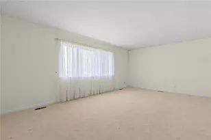 330 Winding Ridge Dr, Harrison Twp, OH 45415 - Photo 8