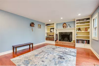811 W Spring Valley Pike, Centerville, OH 45458 - Photo 6
