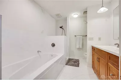 811 W Spring Valley Pike, Centerville, OH 45458 - Photo 26
