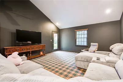 811 W Spring Valley Pike, Centerville, OH 45458 - Photo 20