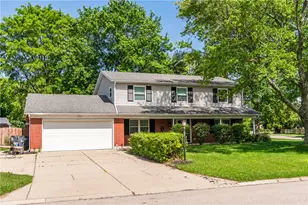 155 Glenburn Dr, Centerville, OH 45459 - Photo 2
