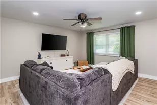 155 Glenburn Dr, Centerville, OH 45459 - Photo 8