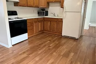 7709 Stockholm Dr, Huber Heights, OH 45424 - Photo 6