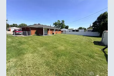 7709 Stockholm Drive, Huber Heights, OH 45424 - Photo 20
