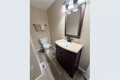 7709 Stockholm Drive, Huber Heights, OH 45424 - Photo 8