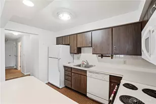 1801 Wilshire Dr, Piqua, OH 45356 - Photo 12