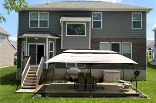 681 Newton Dr, Beavercreek, OH 45434 - Photo 2