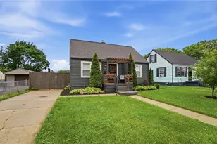 240 Smith St, Dayton, OH 45417 - Photo 2