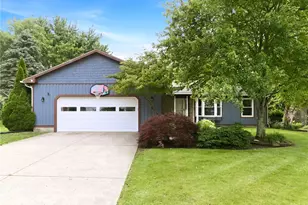 104 W Ellis Dr, Waynesville, OH 45068 - Photo 1