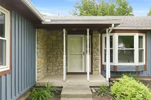 104 W Ellis Dr, Waynesville, OH 45068 - Photo 4