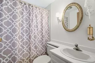 2221 Milesburn Dr, Miami Township, OH 45439 - Photo 14