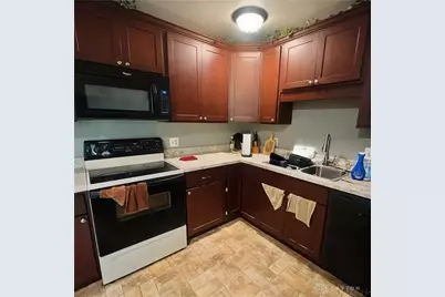1655 Saratoga Drive, Troy, OH 45373 - Photo 2