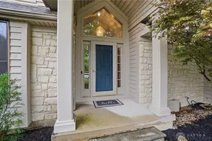 2375 Worthington Dr, Troy, OH 45373 - Photo 2