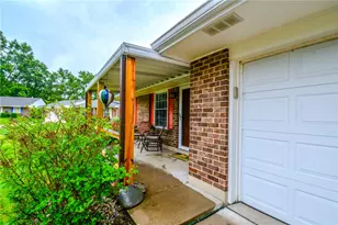 7710 Sprucehill Ct, Huber Heights, OH 45424 - Photo 2