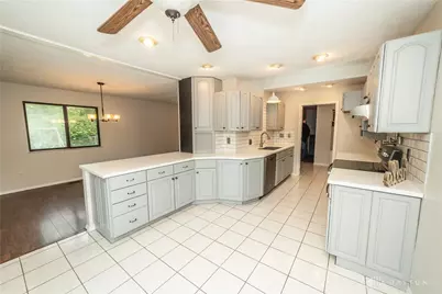 683 W Alkaline Springs Road, Vandalia, OH 45377 - Photo 12