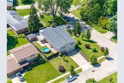 5798 Redbird Court, Riverside, OH 45431 - Photo 10