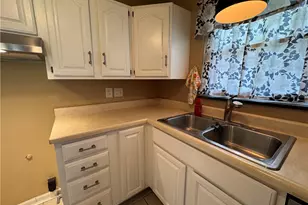 3753 Kingswood Dr, Kettering, OH 45429 - Photo 10