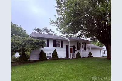 828 Hedwick Street, New Carlisle, OH 45344 - Photo 2