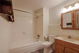 209 Brentwood Dr, Englewood, OH 45322 - Photo 24