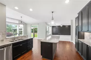 490 Clearsprings Dr, Springboro, OH 45066 - Photo 8