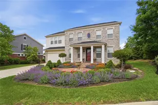 490 Clearsprings Dr, Springboro, OH 45066 - Photo 2