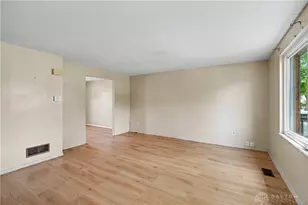 106 Walden Farm Cir, Englewood, OH 45322 - Photo 2
