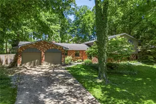 3258 Southfield Dr, Beavercreek, OH 45434 - Photo 2