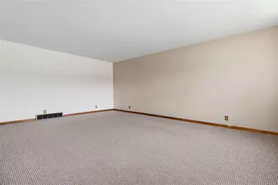 3467 Zephyr Drive, Dayton, OH 45414 - Photo 32