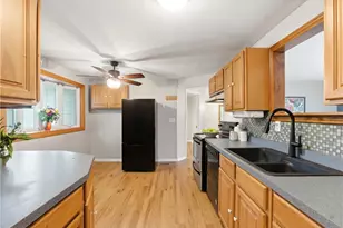 5127 Melvina St, Mad River Twp, OH 45324 - Photo 8