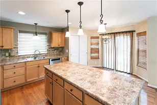 1318 Sierra Ridge Dr, Miamisburg, OH 45342 - Photo 8