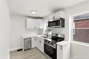 1305 S Edwin C Moses Blvd, Dayton, OH 45417 - Photo 4
