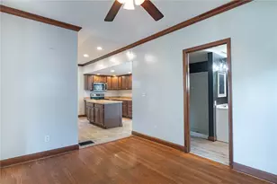 2527 Auburn Ave, Dayton, OH 45406 - Photo 8